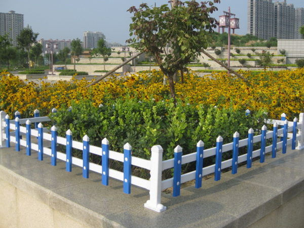 PVC花坛护栏图片2