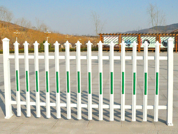 PVC社区护栏案例