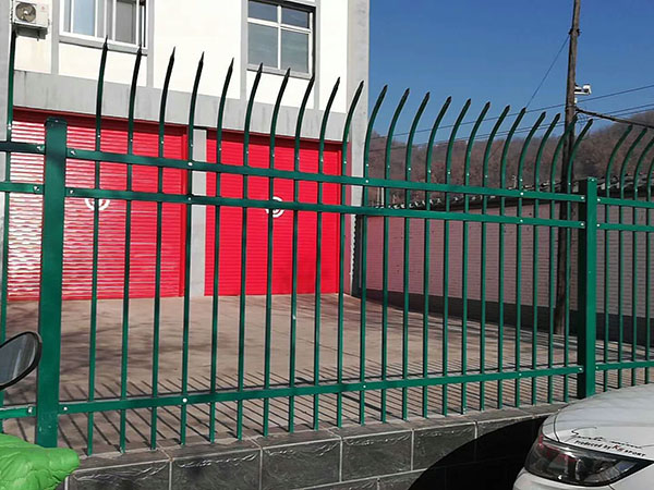 徐州单向防攀爬锌钢护栏