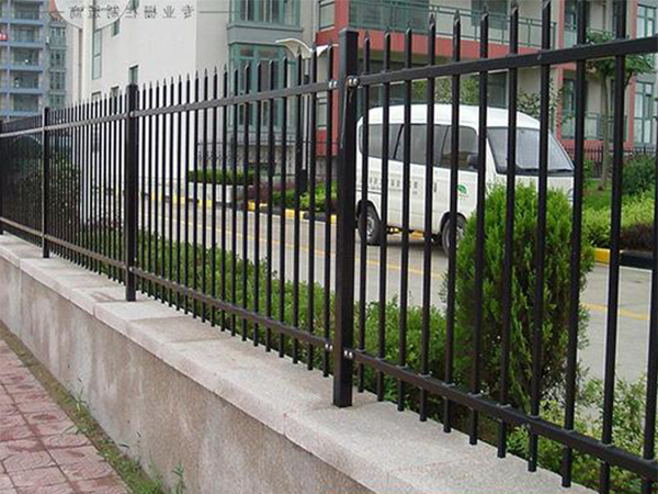 徐州焊接铁艺护栏图片2