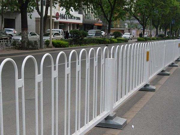 京式道路护栏图片2